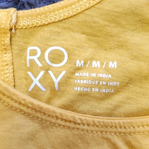 Roxy button back detail tank - Picture 4 of 4